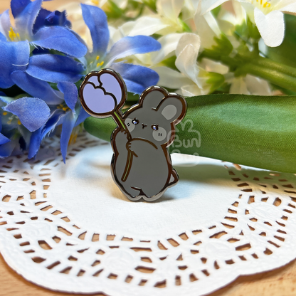 Tulpen Bun | Enamel Pin