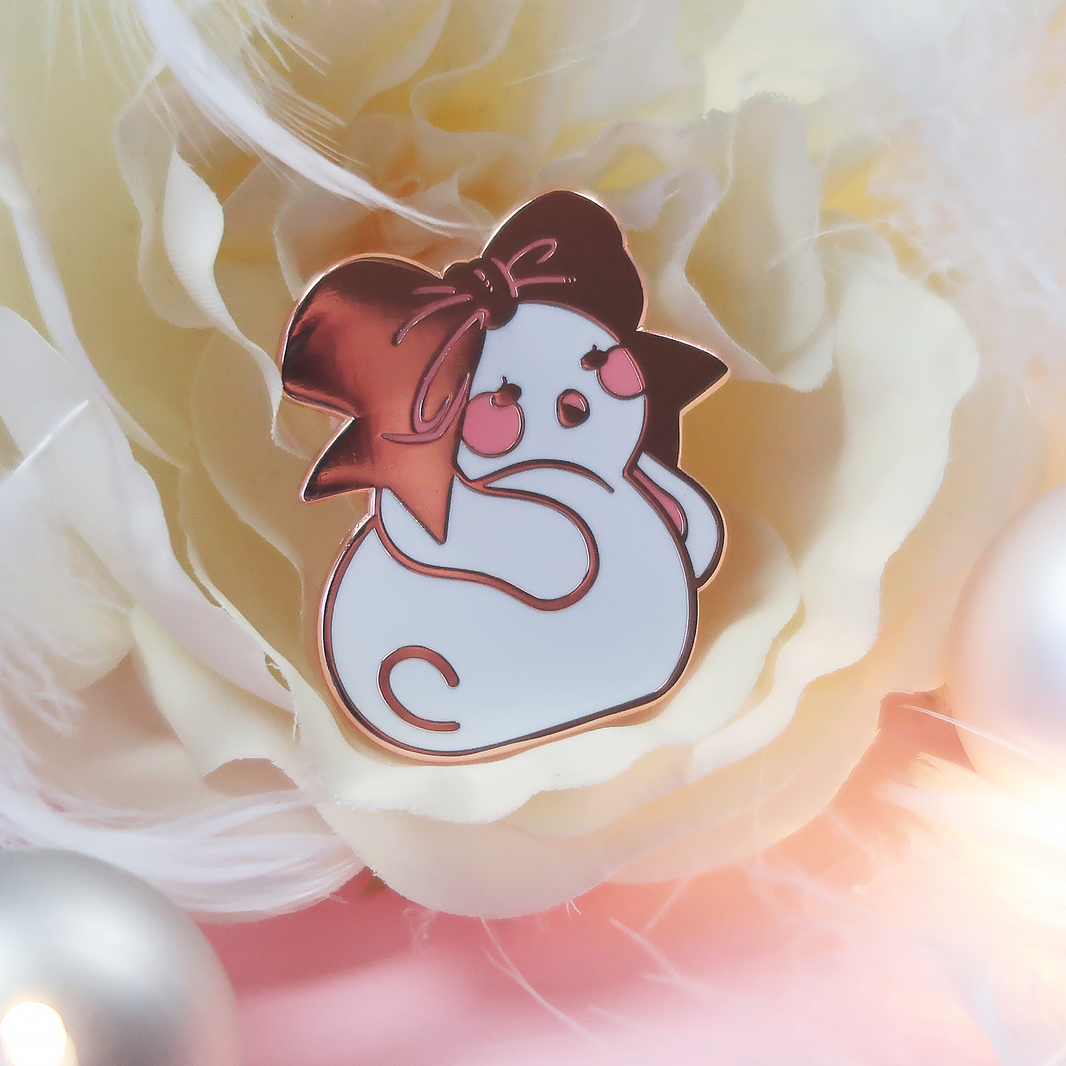 Fluffy Butt - Valentine Love Buns | Enamel Pin